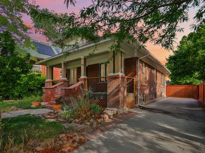 963 E Logan Ave S