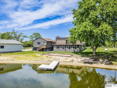 2040 Platteview Dr