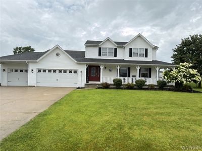 5220 Kennedy Cres