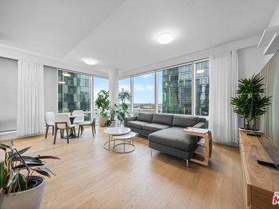 877 Francisco St #1128