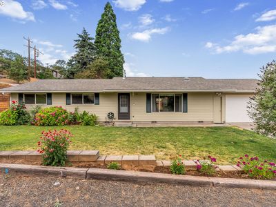 1211 Sandy Ln