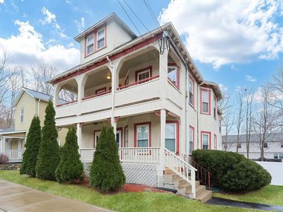 306 W Central St #306