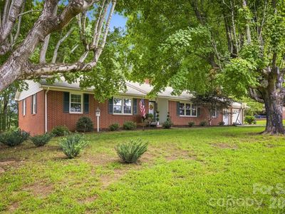 1009 Randolph Cir SE