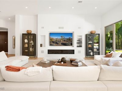 9312 Canyon Classic Dr