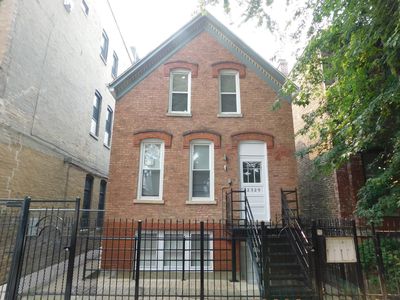 2329 W McLean Ave
