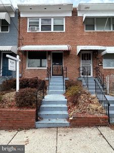 6426 N Capitol St NW