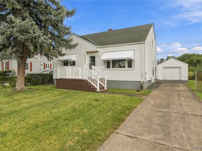 55 Waverly Ave