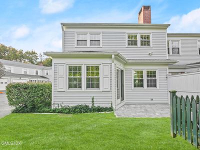 19 Le Grande Ave APT 13