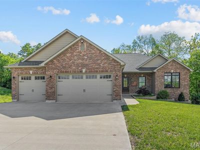 2218 Wind Crest Ct