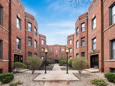 901 W Cornelia Ave APT 1N