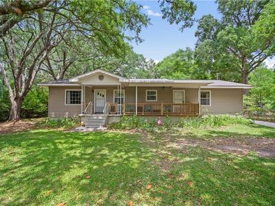 430 Bayou Sara Ave