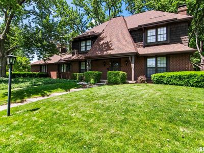 91 Pinehurst Dr