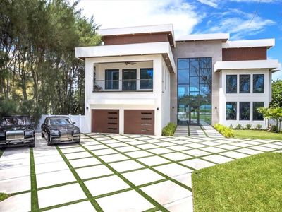 6171 Gulf Of Mexico Dr