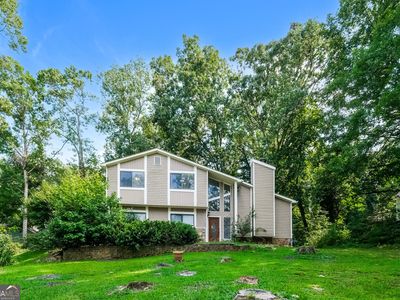 6629 Windwood Cir