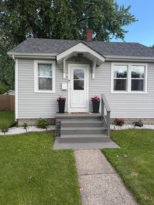 215 Rohm Pl