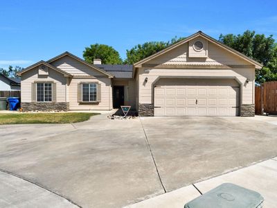 1384 Tulip St