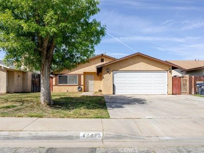 44415 Watford Ave