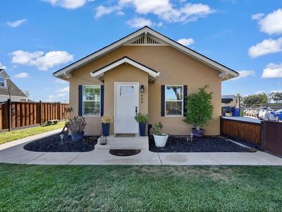609 E Keyes Rd