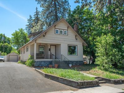 318 E 29th Ave