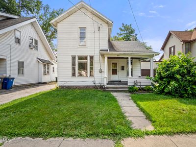 216 Buttonwood Ave