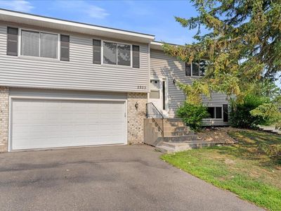 Property at 2823 Wimbledon Rdg, Woodbury, MN