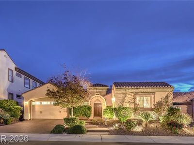 2385 Luberon Dr