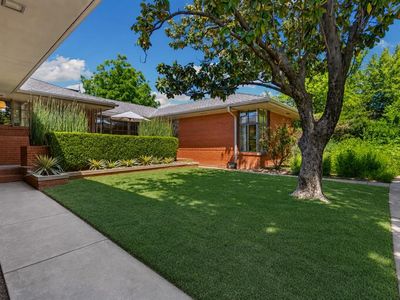 1609 NW 38th St
