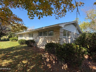 2992 Valley Rd