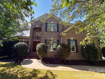 612 Carver Pond Ln