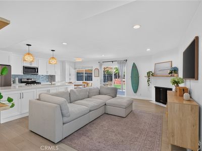 568 Carrie Cir