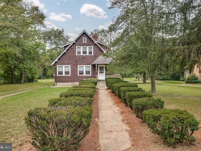803 Perkins Ln