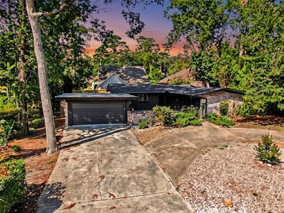 8 Hanover Ln