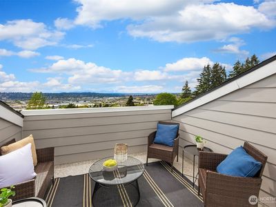 4403 Greenwood Avenue N #301