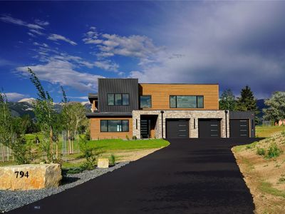 794 Naya Nuki Dr