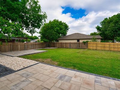 3838 Laurel Ridge Dr
