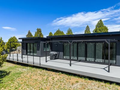4225 N Uintah Dr