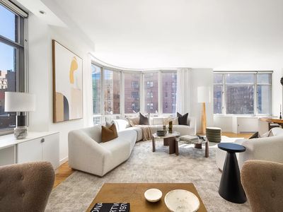 201 W 17th St APT 3A