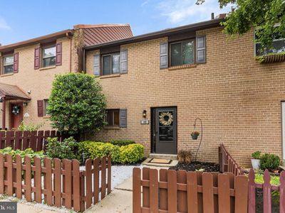 Property at 112 Eaton Dr, Wayne, PA