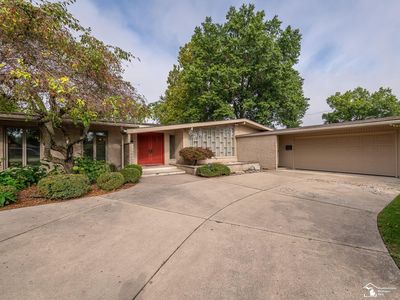 1605 Arbor Ave