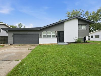 Property at 577 Ranger Dr, Chicago Heights, IL