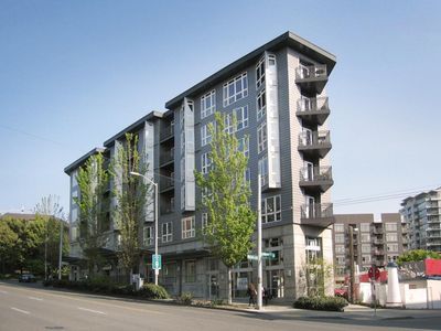 159 Denny Way APT 212