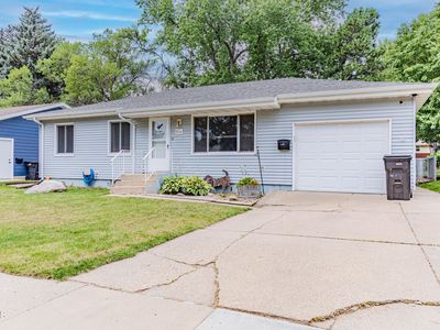 1734 Marian Dr