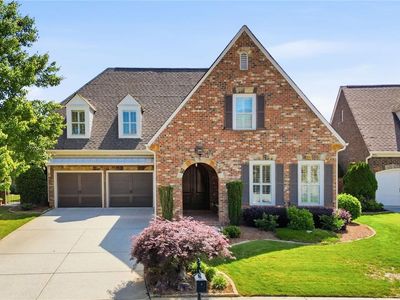 318 Lakeside Trce