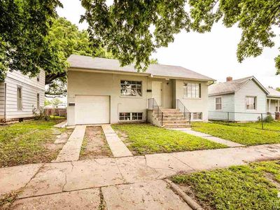 Property at 220 W 9th St, Junction City, KS