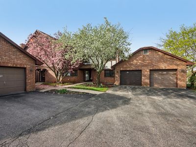 37 Terrace Ln APT F