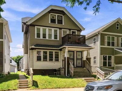 3211 N Buffum STREET #3213