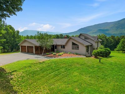 86 Raycrest Drive