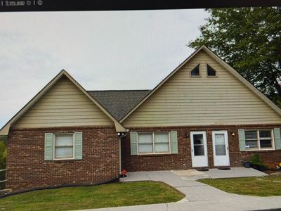 452 Crest Dr SW #452-454-456