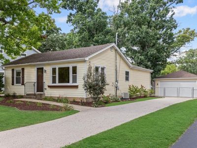 17914 W Twin Lakes Blvd