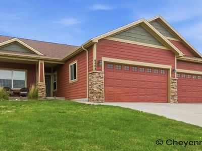 6808 Brave Ct